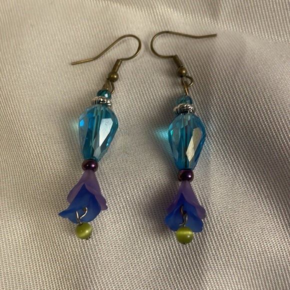 Handmade Artisan Jewelry Gift Set Necklace & Earrings Upcycled & New Beads - Picture 5 of 10